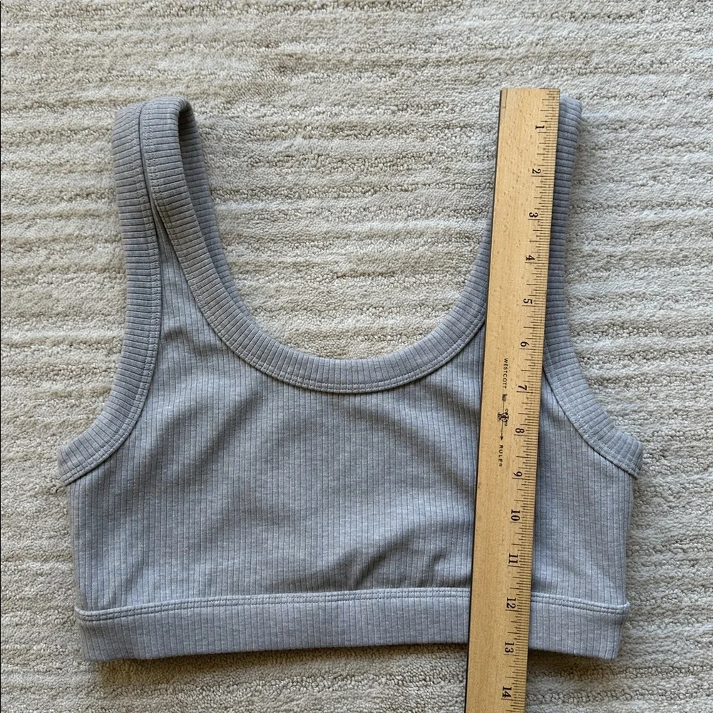 ALO Yoga Wellness Bra Ribbed Wide Thick Strap Stretch Workout Lounge Grey Medium